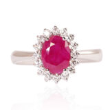Anello con rubino e diamanti