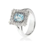 Anello con acquamarina e brillanti