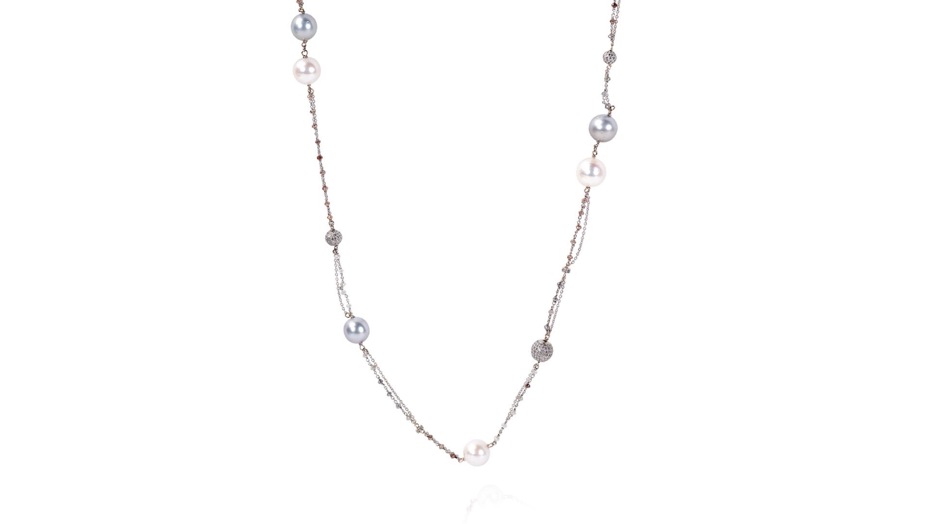 Collana con perle e diamanti