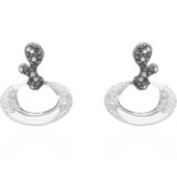 Earrings with black and white diamonds