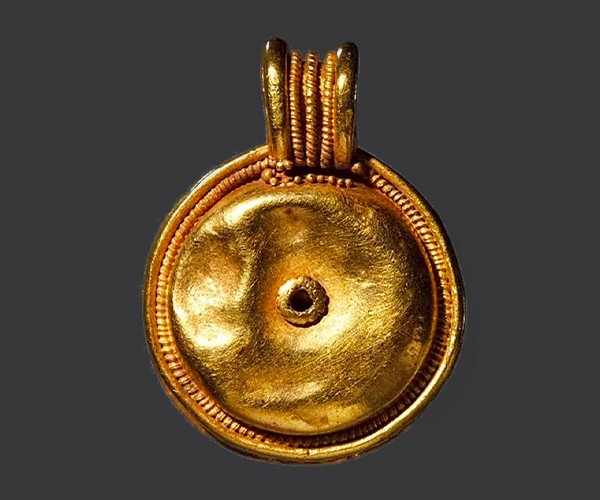 gioielli romani, I gioielli romani: dall&#8217;anello di fidanzamento alla corona degli imperatori