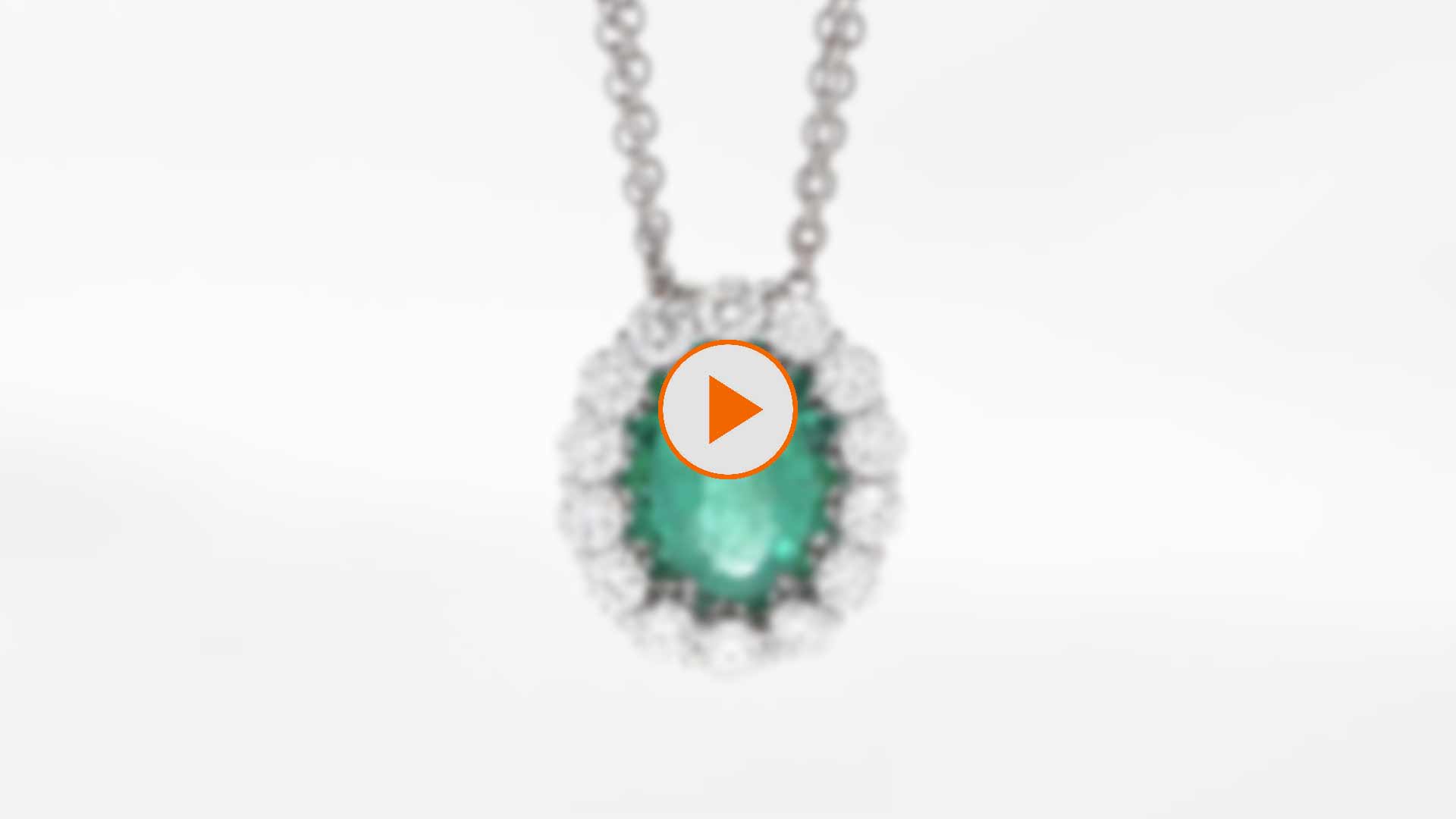 Anteprima video ciondolo con smeraldi