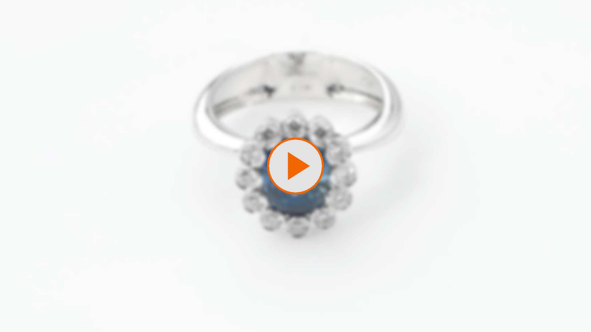 Anteprima anello con zaffiro e diamanti