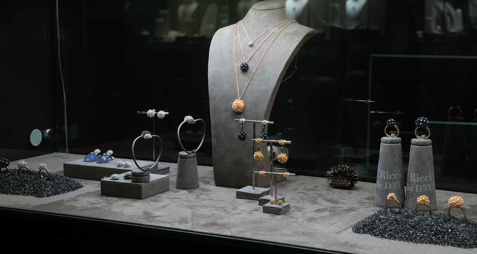VicenzaOro 2026, VICENZAORO 2026: TITANIO, ORO E PIETRE PREZIOSE PER I NUOVI GIOIELLI FIRMATI DAVERIO1933