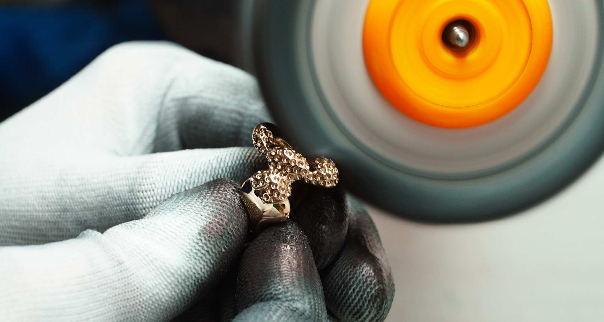 finitura dell'oro, Lucido o satinato? Come scegliere la finitura dell’oro