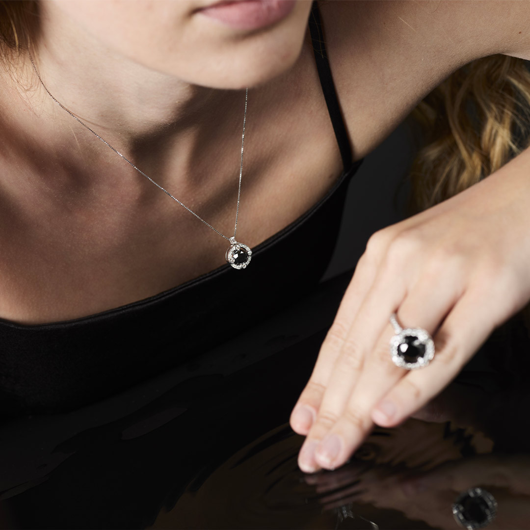 Pure Black, Collezione Pure Black